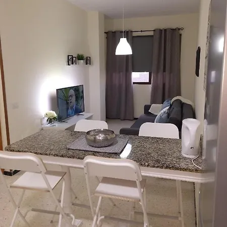 Rosyshome102 Apartamento Vecindario (Gran Canaria)